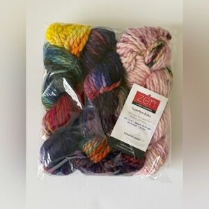 Zen Yarn Garden Superfine Bulky Yarn Bundle - Pink & Multicolor Tones Wool
Italy